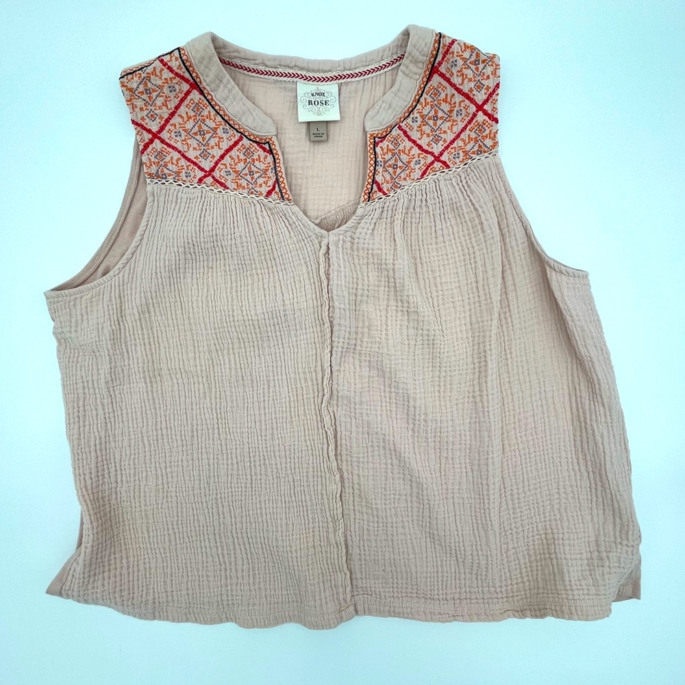Knox Rose Women's Beige Sleeveless FloralEmbroidery Cotton boho top blouse